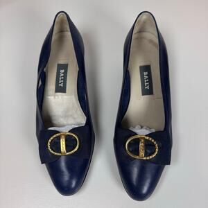 Vintage Bally Daisy Navy Gold Buckle Leather Pumps Made in Italy Corpcore sz 5.5